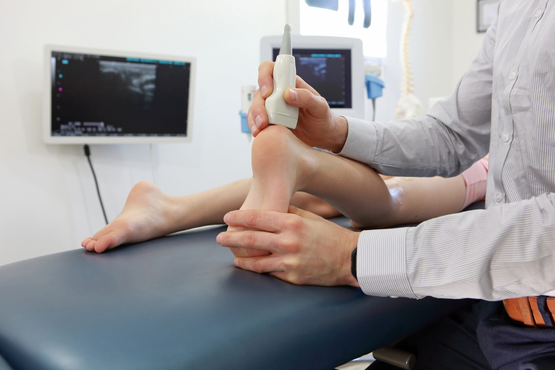 Ankle and foot ultrasound examination in sports medicine
